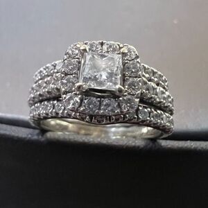 Neil Lane Princess-Cut Diamond Halo Bridal Set 1-5/8 cttw 14kt White Gold Sz 5.5